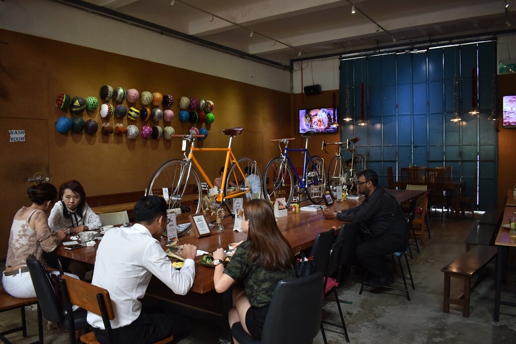 wheeler's yard singapore novena balestier bicycle cafe